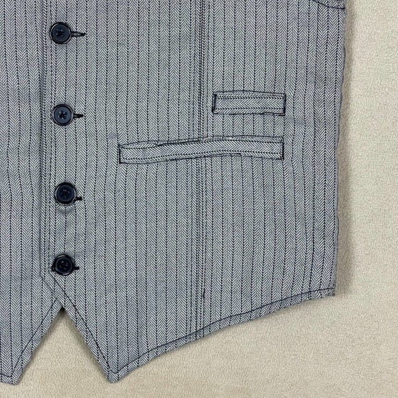 Foreign Exchange Five Button Vest Mens M Gray Herringbone Pattern Pockets NWT - Picture 3 of 10